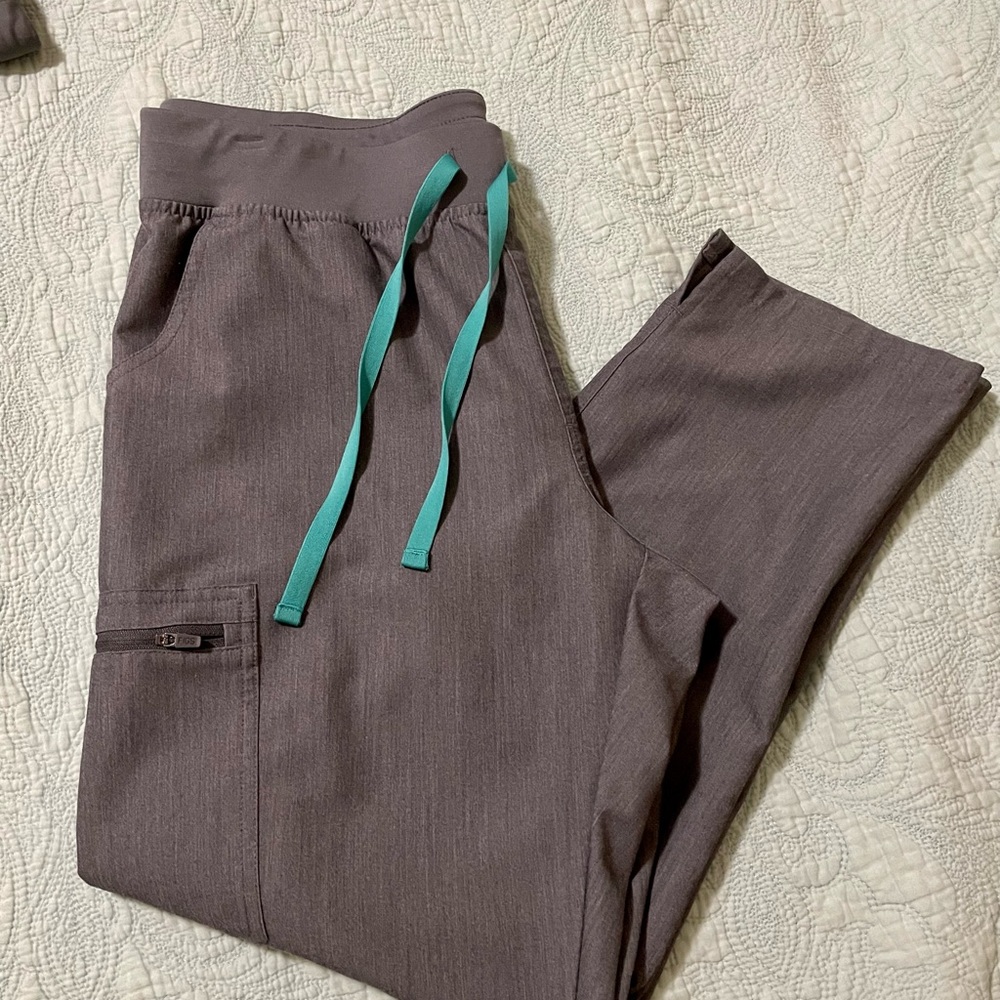 Figs Yola Pants